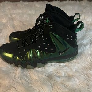 Men Nike Barkley Posite Max Gamma Green Size12